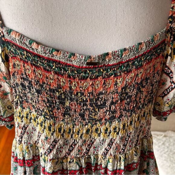 O’Neill Isabela Floral Top Women’s Large Peasant Boho Blouse Smocked - Picture 5 of 6